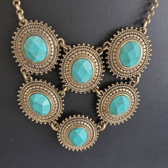 Lucky Brand Statement Necklace Faux Turquoise in Gold Tone Setting Boho‎ - Picture 1 of 7